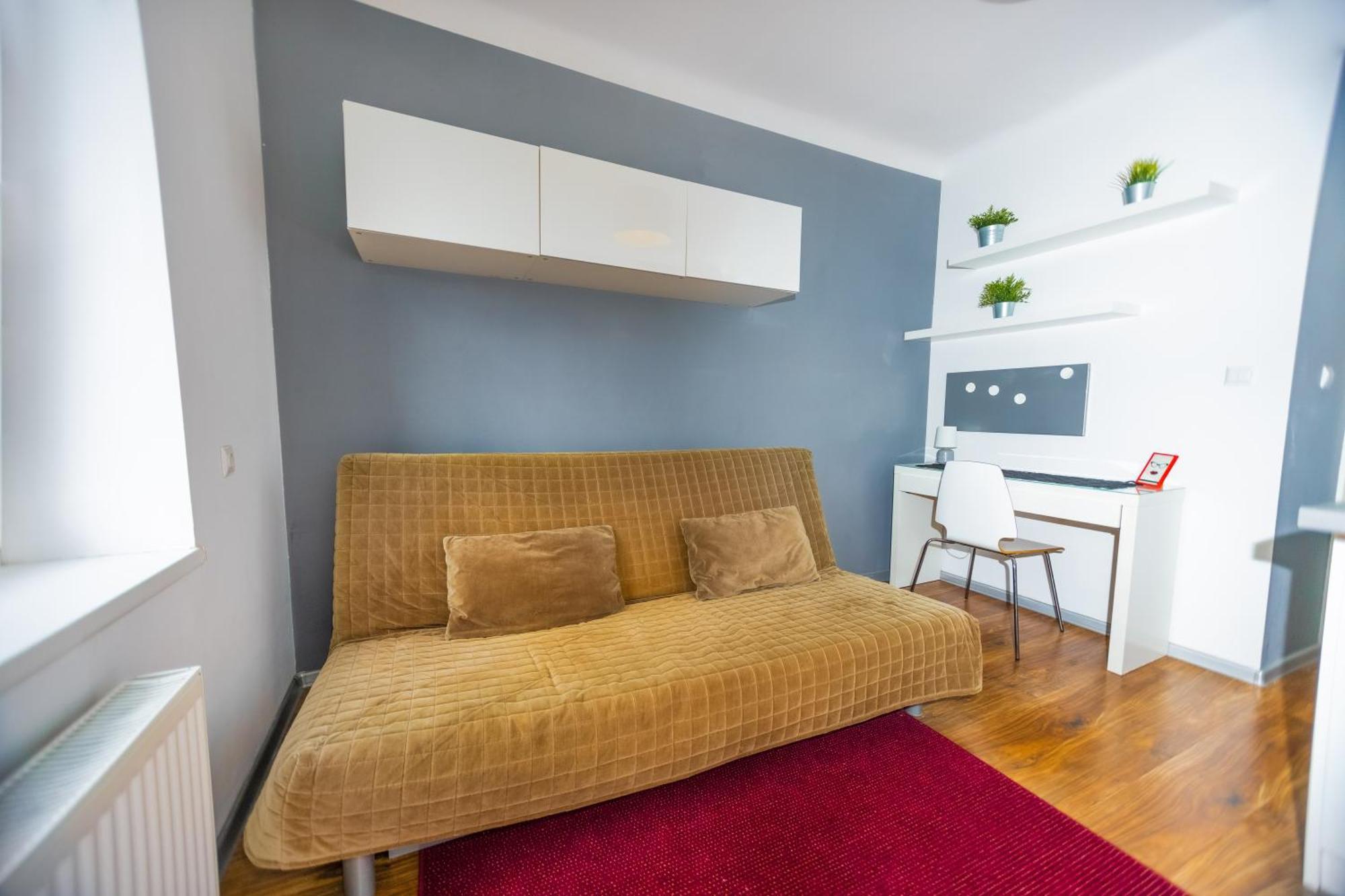 Cozy Studio Next To The Metro And City Center Варшава Экстерьер фото
